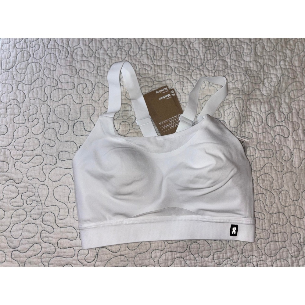 On Running Performance Bra White Medium Support Sports Bra 1W10130069 Size Small